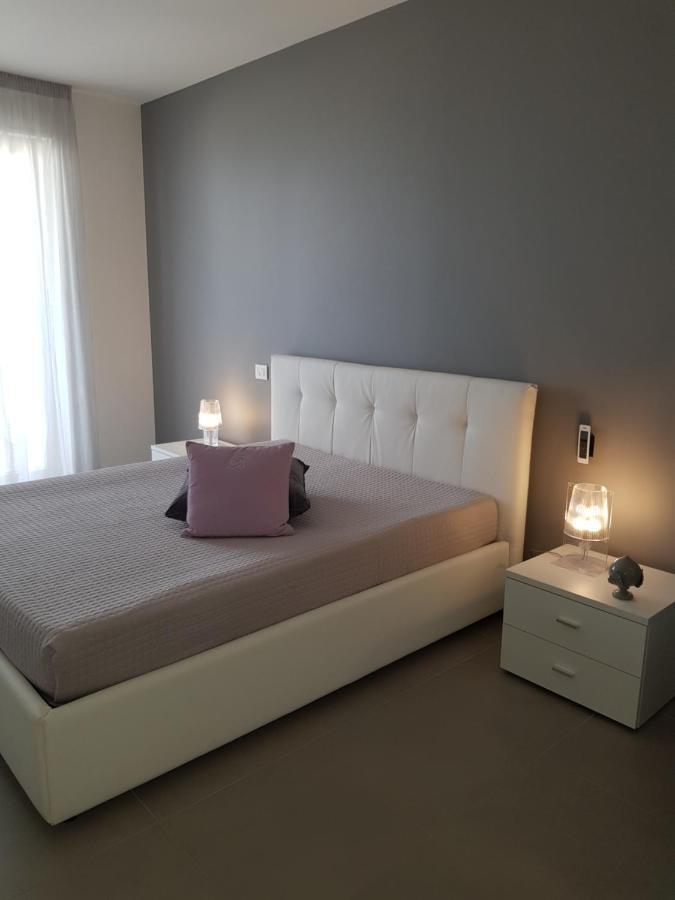 Sea View Apartment Monopoli Eksteriør bilde