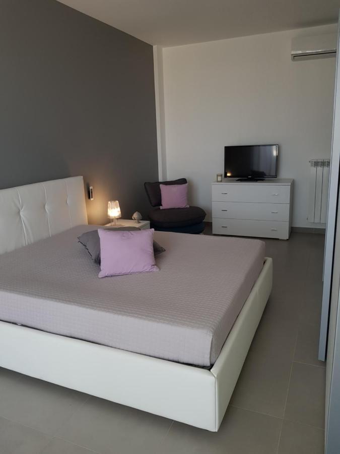 Sea View Apartment Monopoli Eksteriør bilde